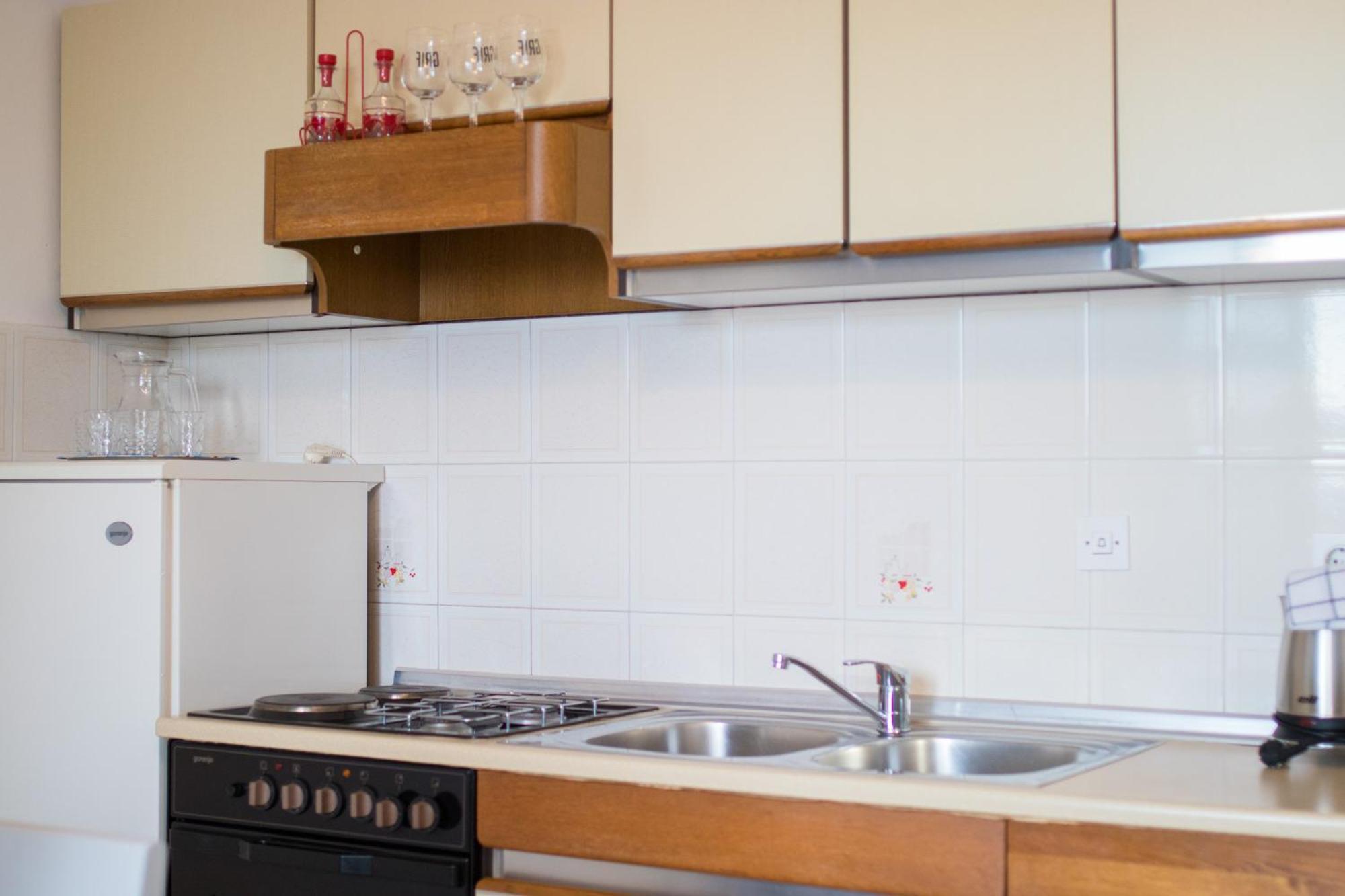 Apartmani Dekanic Krk Krk Town Exterior foto