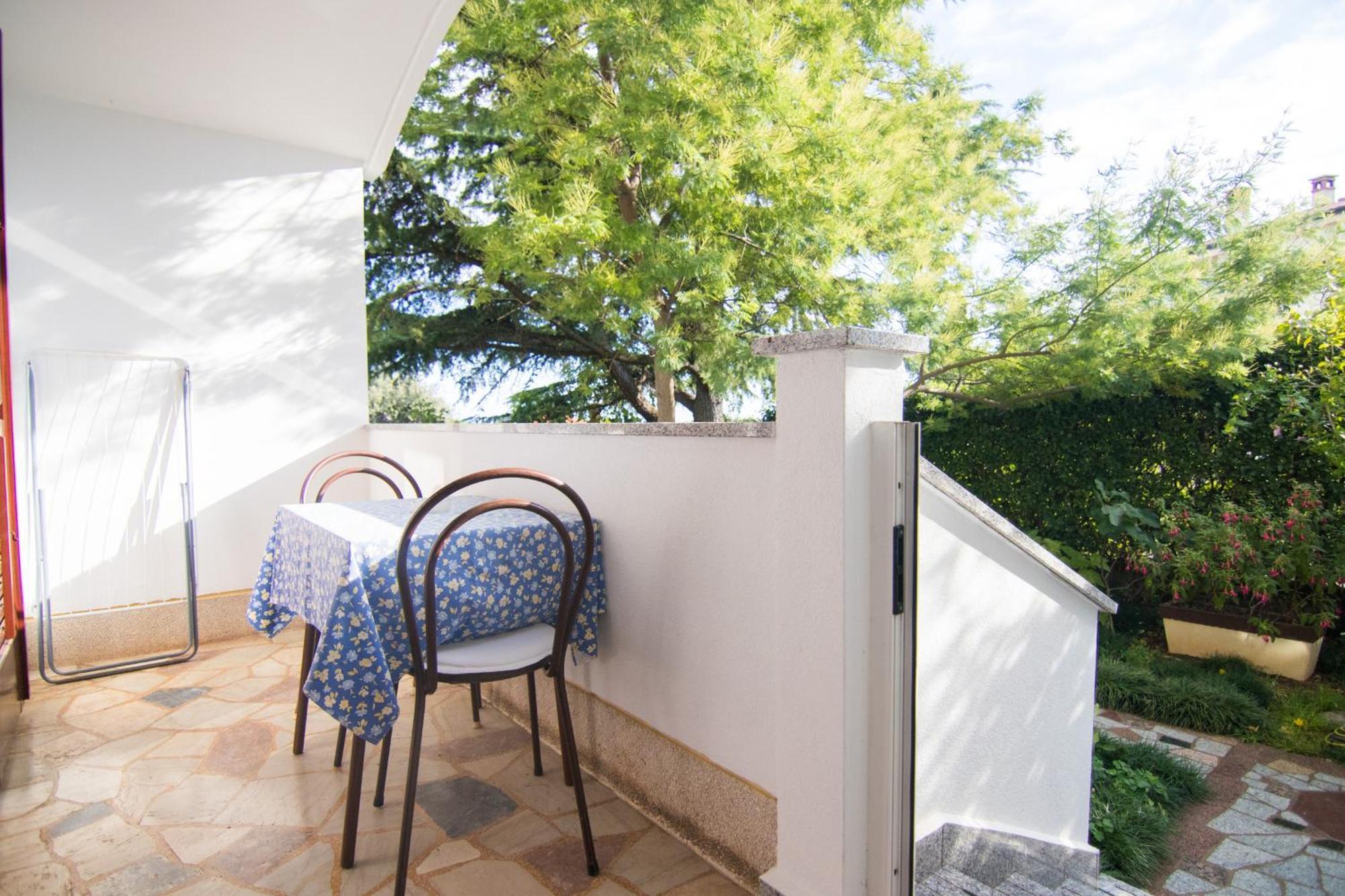 Apartmani Dekanic Krk Krk Town Exterior foto